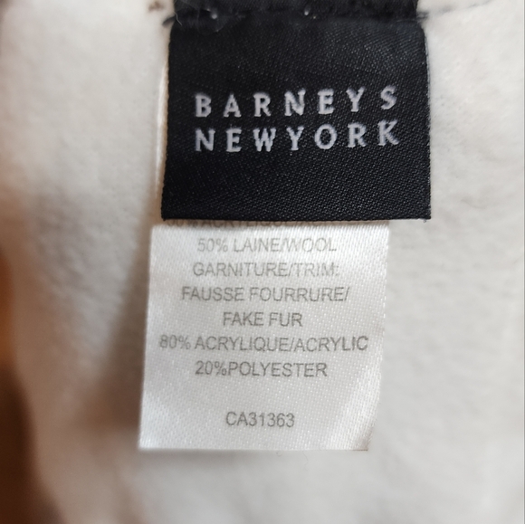 Barney's New York Wool Blend Grey Knit Beanie Faux Fur Large Red Pom Pom - Picture 6 of 11